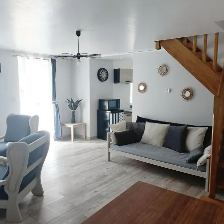 Charmante Maison En Pierres Langon  Exterior foto
